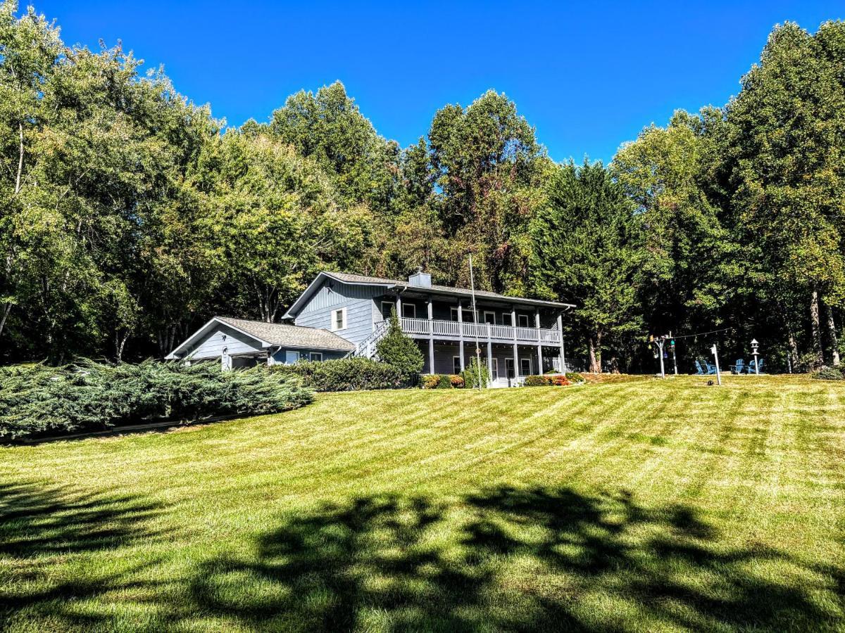 Ole Smoky Bnb - Game Room, Hot Tub, Mtn Views! بيدجن فورج المظهر الخارجي الصورة