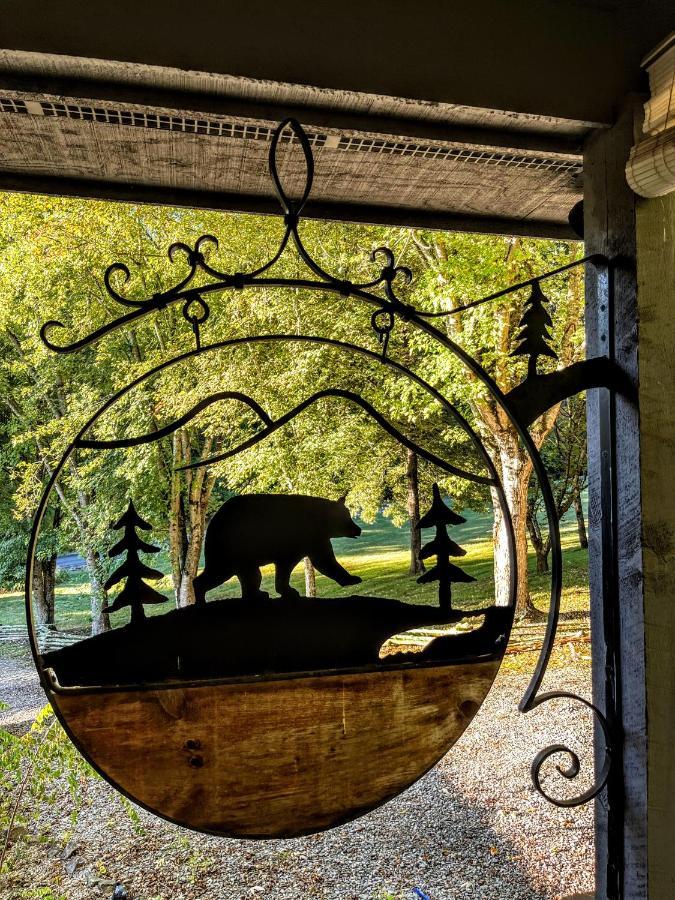 Ole Smoky Bnb - Game Room, Hot Tub, Mtn Views! بيدجن فورج المظهر الخارجي الصورة
