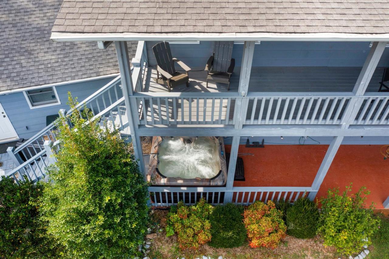 Ole Smoky Bnb - Game Room, Hot Tub, Mtn Views! بيدجن فورج المظهر الخارجي الصورة